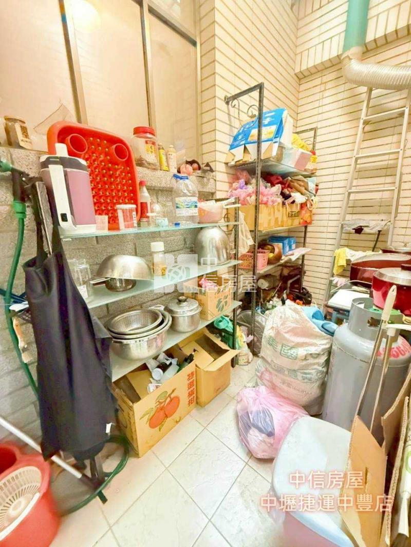 專-近SOGO庭院別墅房屋室內格局與周邊環境