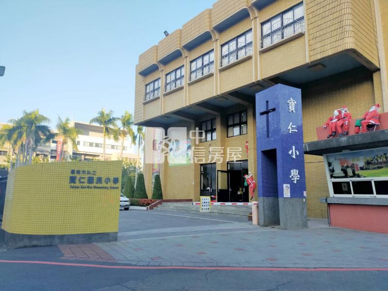 成大寶仁收租6套房透天房屋室內格局與周邊環境