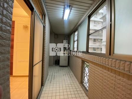 屏東房屋-東山河精裝3+1房大樓房屋室內格局與周邊環境