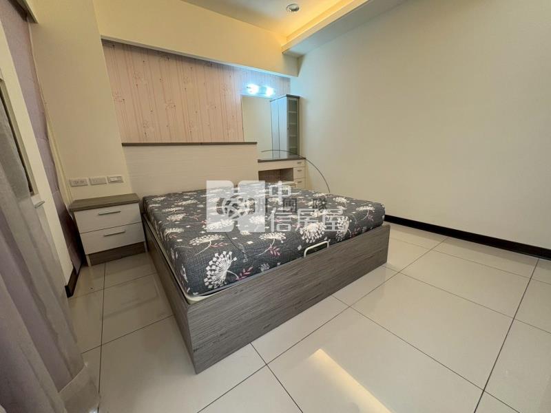 捷運A21法國之星3房車房屋室內格局與周邊環境