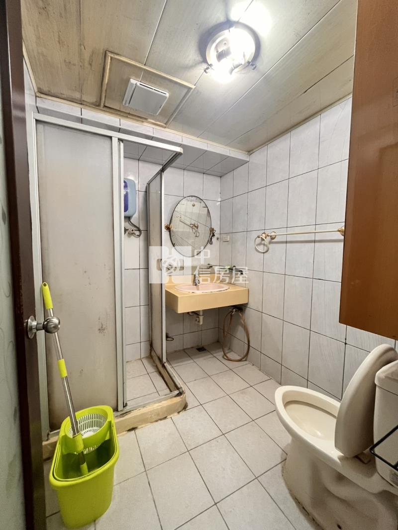 A-2三多商圈捷運優質美一房房屋室內格局與周邊環境