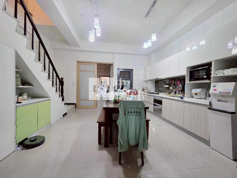 善化LM大地坪5套房傳統孝親雙車墅房屋室內格局與周邊環境