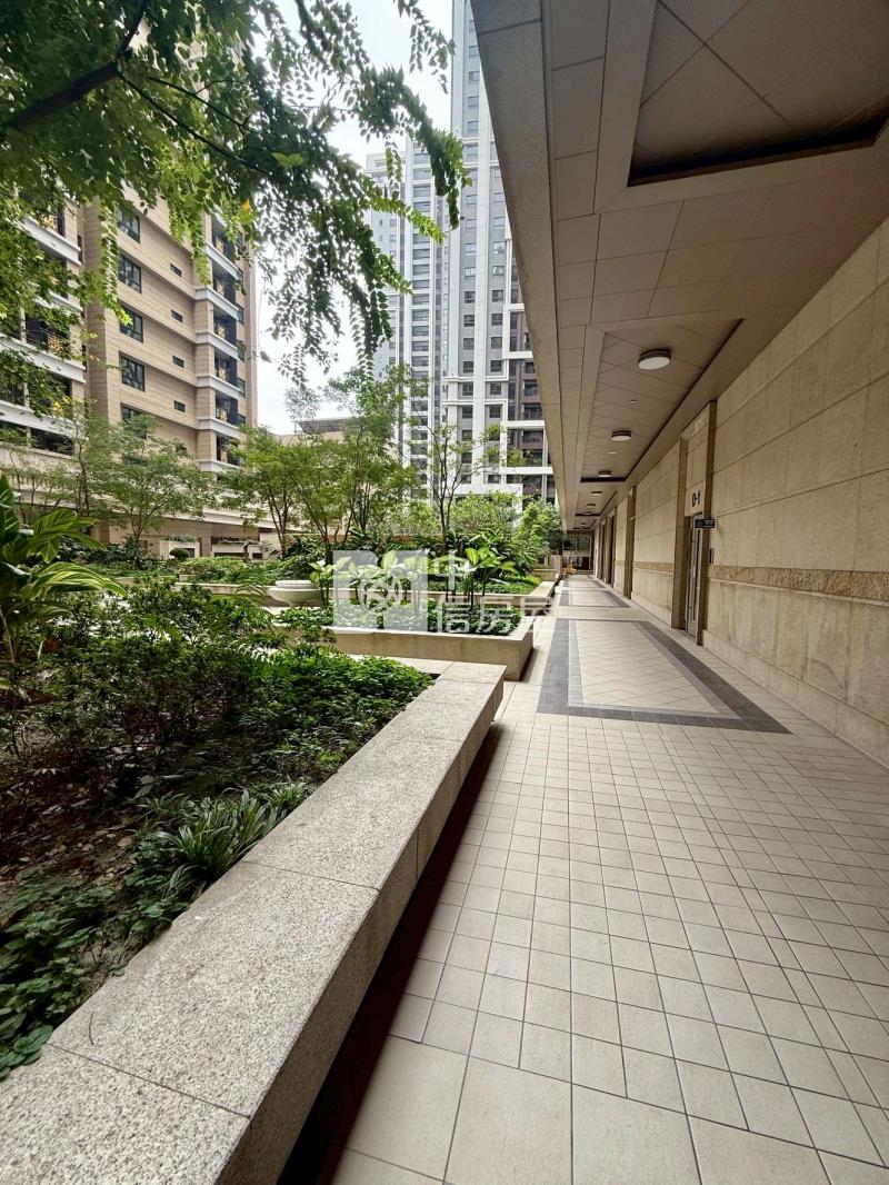 (微笑世紀雲品特區)微笑雲品特區1+1房尬平車房屋室內格局與周邊環境