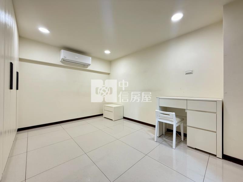 (微笑世紀雲品特區)微笑雲品特區1+1房尬平車房屋室內格局與周邊環境