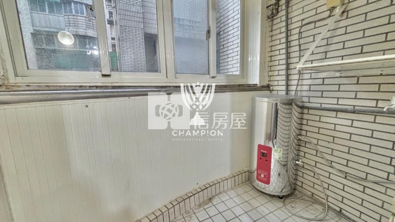 【冠軍】喜市高樓層景觀三房車房屋室內格局與周邊環境