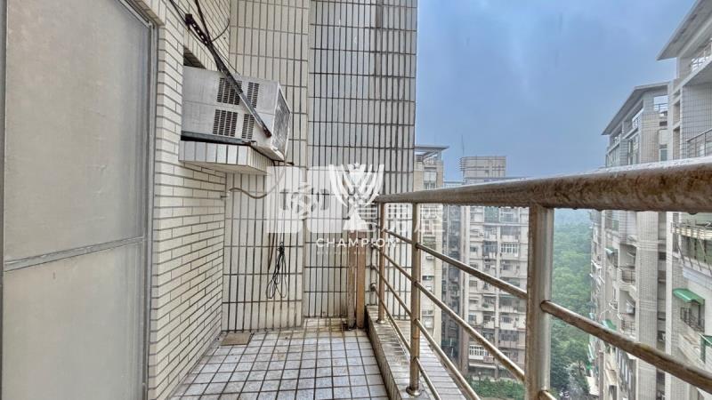 【冠軍】喜市高樓層景觀三房車房屋室內格局與周邊環境