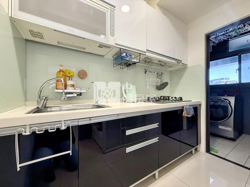 西門國小景觀3房平車房屋室內格局與周邊環境