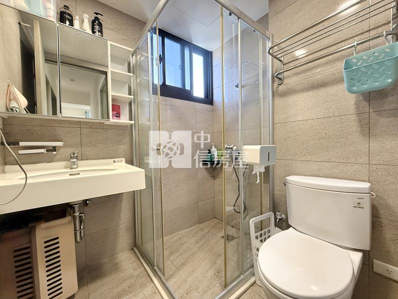 西門國小景觀3房平車房屋室內格局與周邊環境