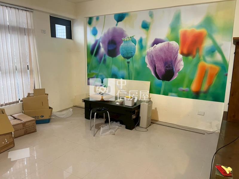 ●山林松境車庫透天房屋室內格局與周邊環境