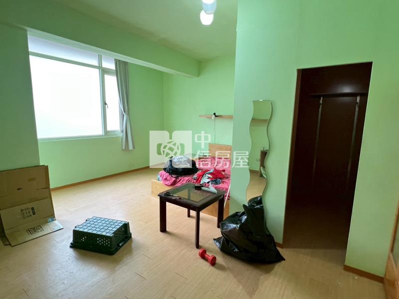 ●山林松境車庫透天房屋室內格局與周邊環境