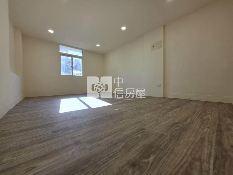 大里臨路30米路金透店｜高流量，品牌進駐首選！房屋室內格局與周邊環境