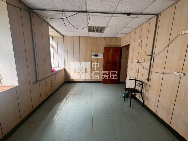內壢前站忠孝商圈三角窗透天(中信卓越團隊)房屋室內格局與周邊環境