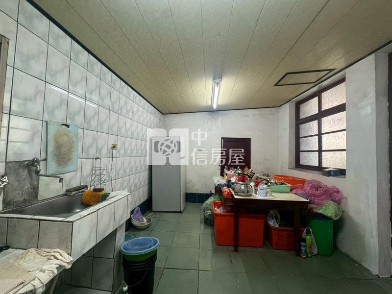 內壢前站忠孝商圈三角窗透天(中信卓越團隊)房屋室內格局與周邊環境