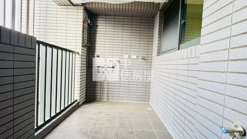 國圖館旁全新未住!富宇上和苑兩房附車位房屋室內格局與周邊環境