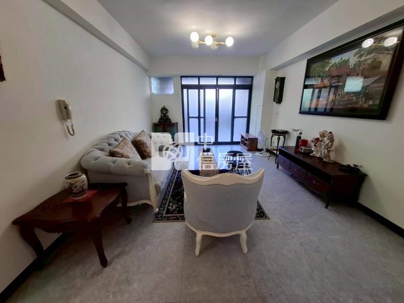 文華國小庭院華廈壹樓房屋室內格局與周邊環境