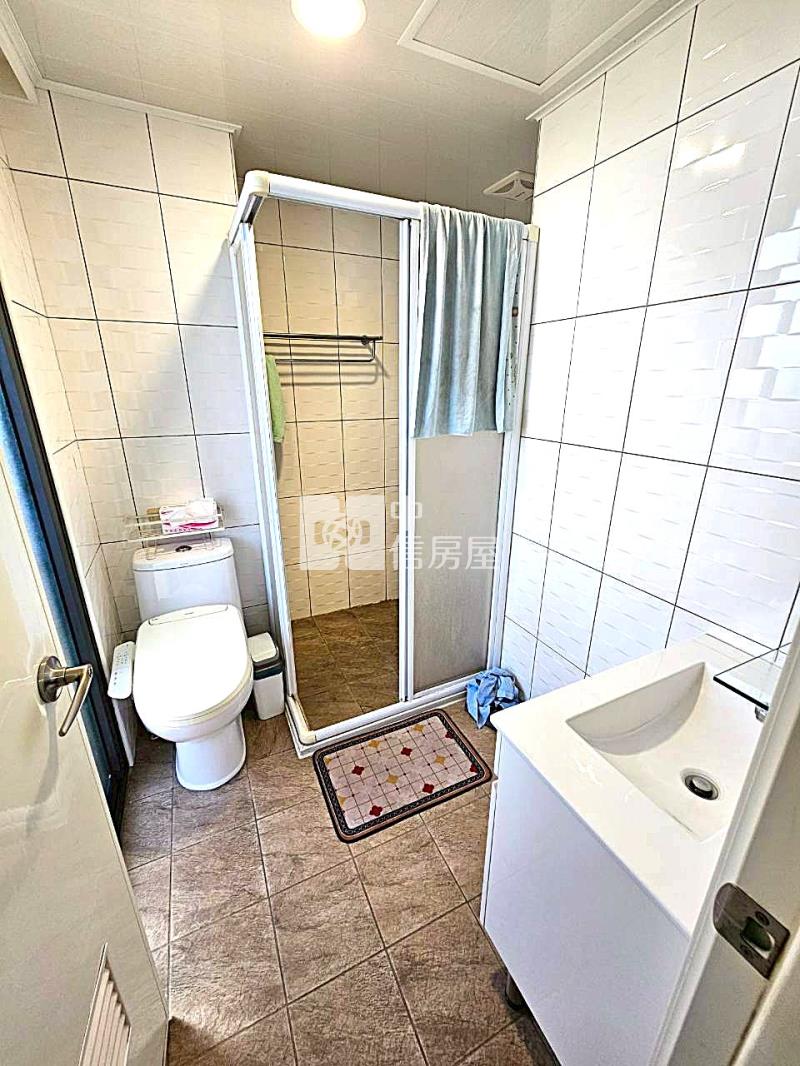 中龍鋼鐵最愛!屋齡6年角間大三房(專)房屋室內格局與周邊環境