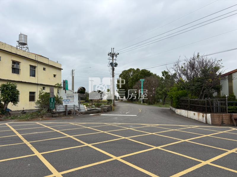 苗栗苑裡★上館活動中心旁★臨路5米農地房屋室內格局與周邊環境