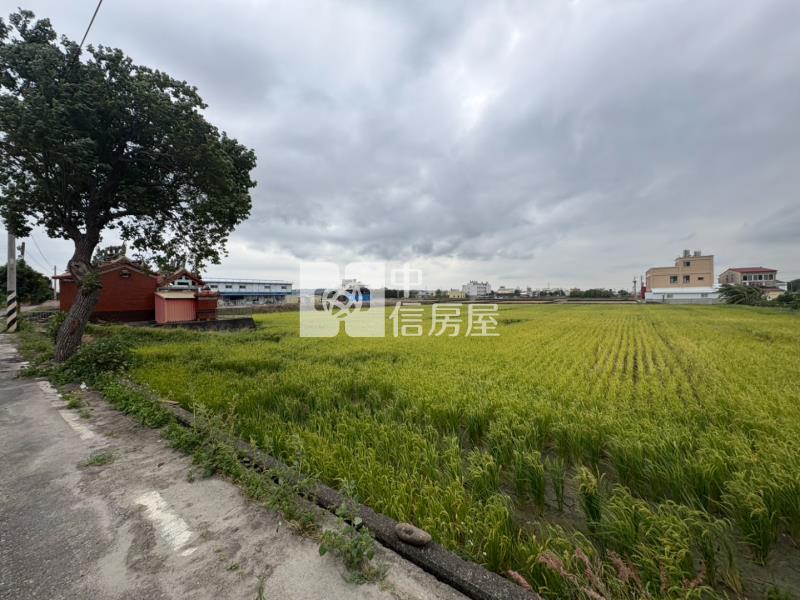 苗栗苑裡★上館活動中心旁★臨路5米農地房屋室內格局與周邊環境