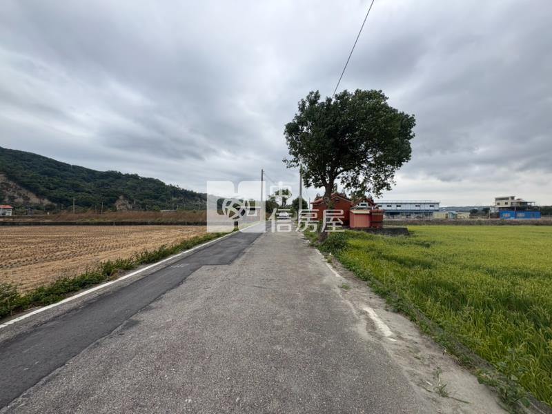 苗栗苑裡★上館活動中心旁★臨路5米農地房屋室內格局與周邊環境