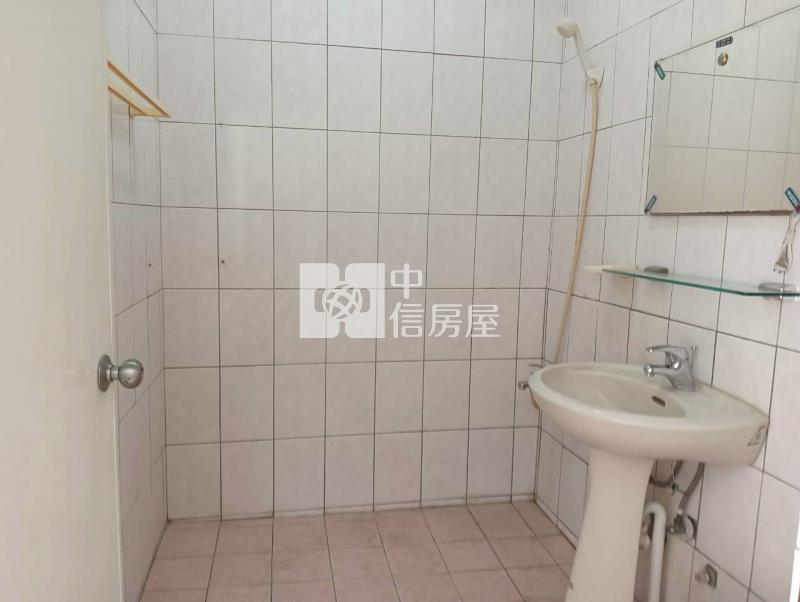 員林近大同路黃昏市場透天房屋室內格局與周邊環境