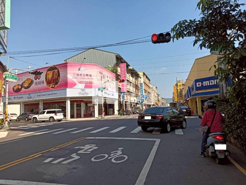 員林近大同路黃昏市場透天房屋室內格局與周邊環境