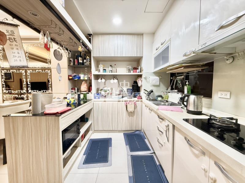 草漯市區,全聯旁輕屋齡雙車位裝潢美透天房屋室內格局與周邊環境