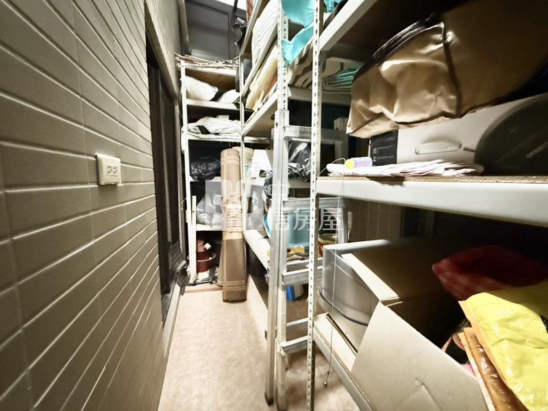 草漯市區,全聯旁輕屋齡雙車位裝潢美透天房屋室內格局與周邊環境