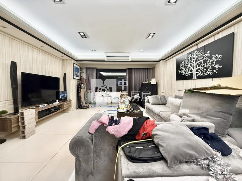 草漯市區,全聯旁輕屋齡雙車位裝潢美透天房屋室內格局與周邊環境