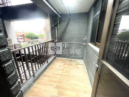 全新復興苑大2房露台戶房屋室內格局與周邊環境