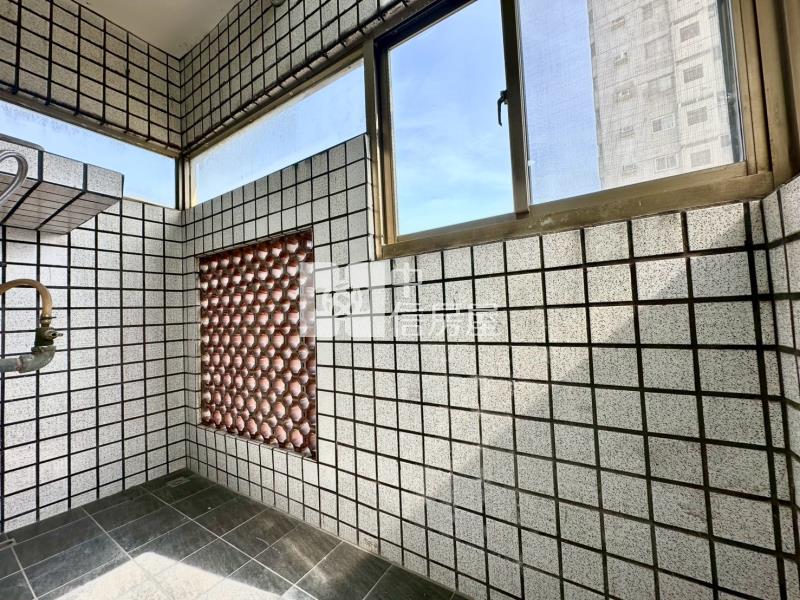 中科大4房平車房屋室內格局與周邊環境