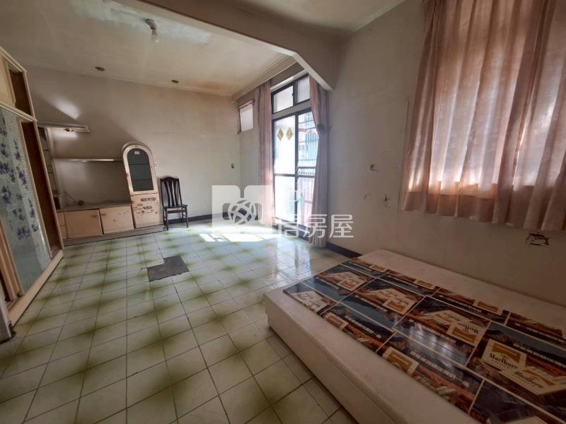 平鎮東安國中旁低總價透天房屋室內格局與周邊環境