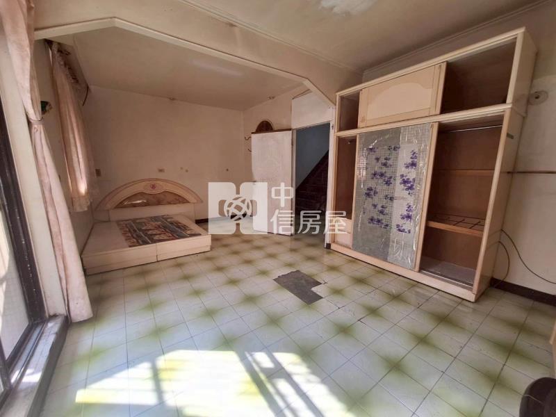 平鎮東安國中旁低總價透天房屋室內格局與周邊環境