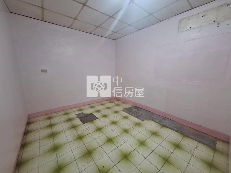 平鎮東安國中旁低總價透天房屋室內格局與周邊環境