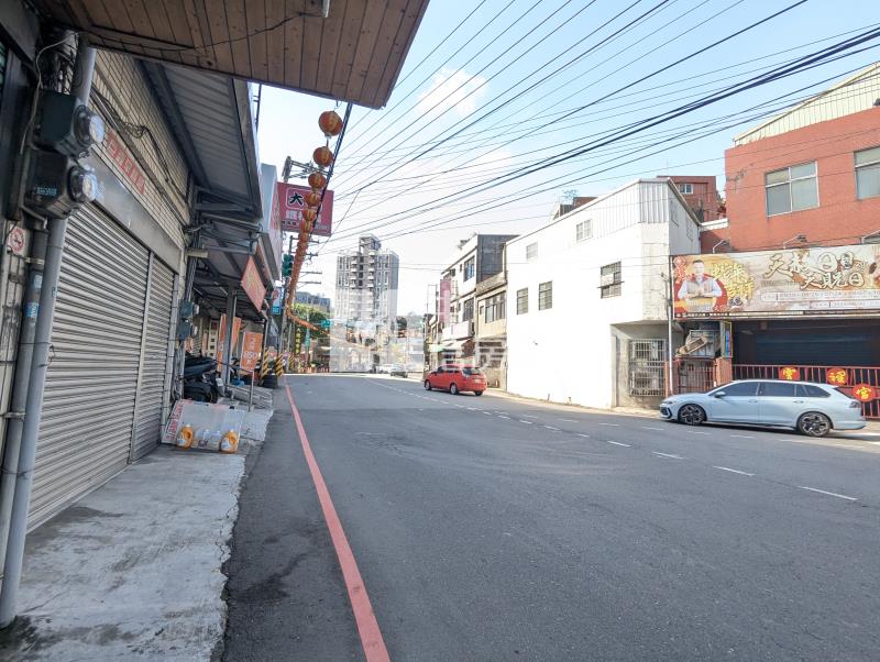八德霄裡商圈.忠貞商圈美透天(可當店面)房屋室內格局與周邊環境