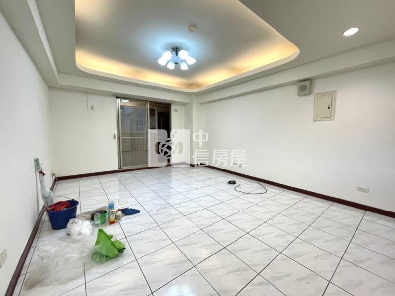 熊貓天下美三房房屋室內格局與周邊環境