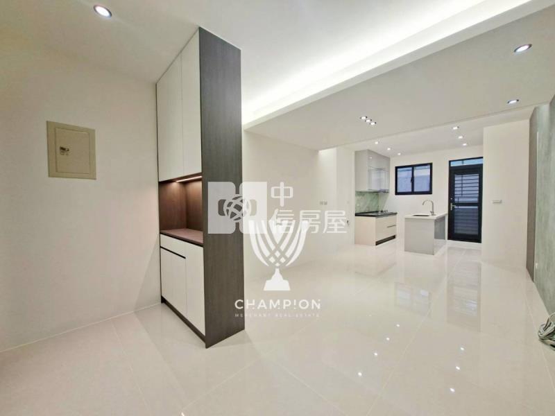 【冠軍】武昌街現代簡約2房房屋室內格局與周邊環境