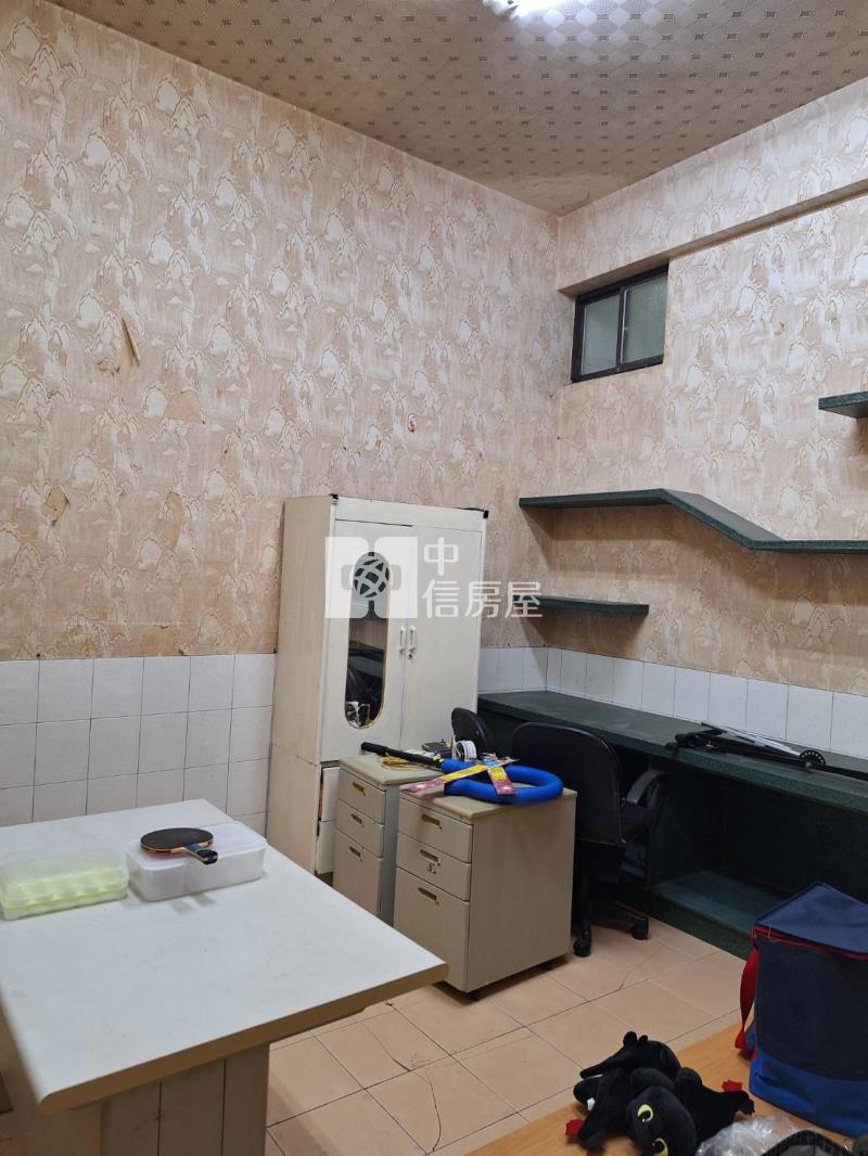 屏科大雙棟透天房屋室內格局與周邊環境