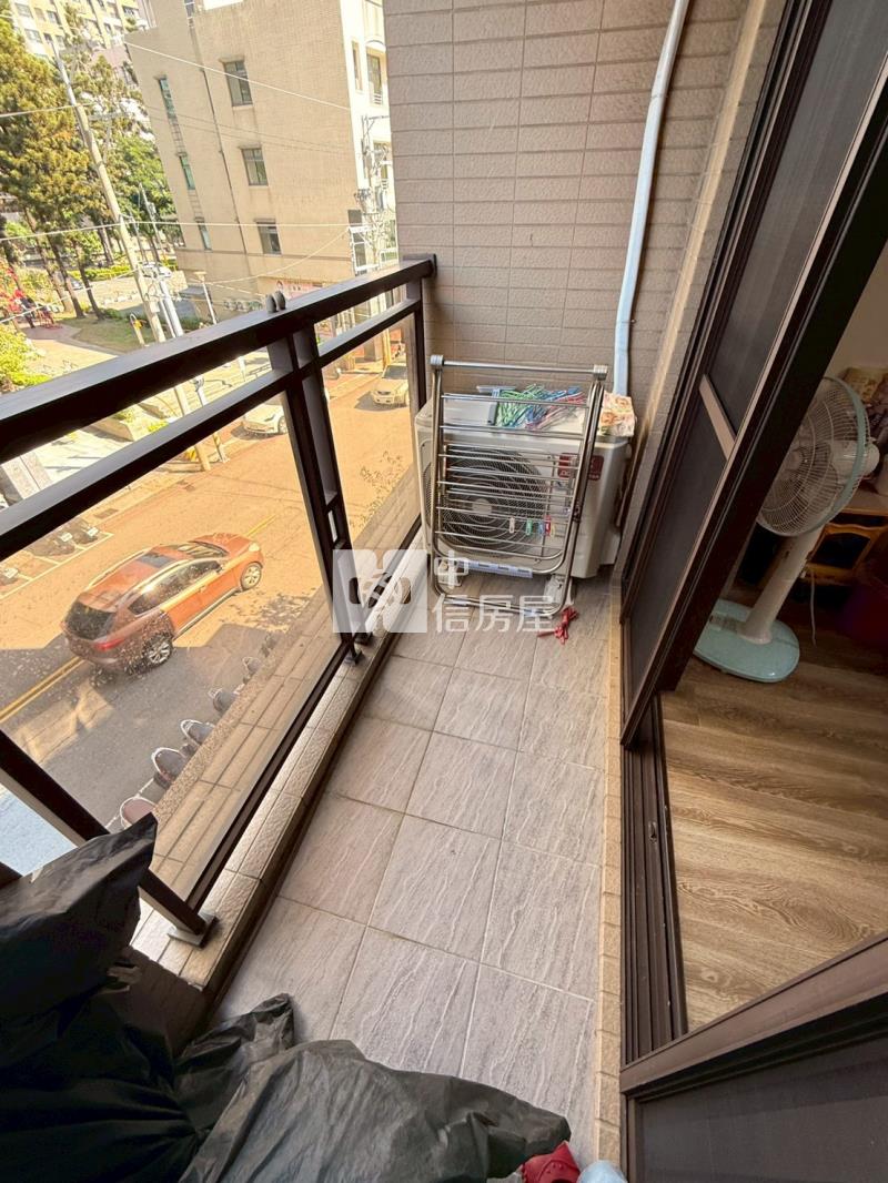 中興&東榮雙商圈三面採光輕屋齡三房+車位房屋室內格局與周邊環境