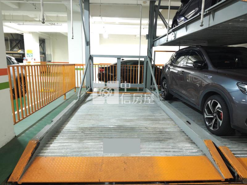 中興&東榮雙商圈三面採光輕屋齡三房+車位房屋室內格局與周邊環境