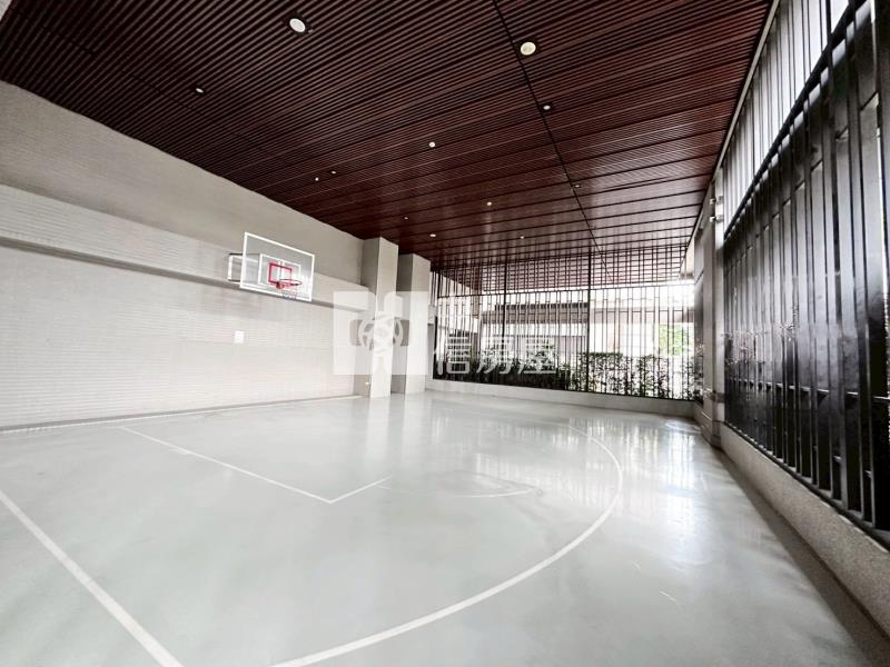 十期富宇晴綻花園3+1房平車房屋室內格局與周邊環境