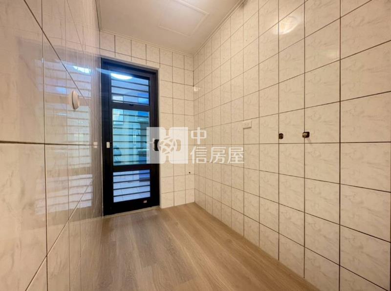 內壢站前電梯一樓三房B1車房屋室內格局與周邊環境