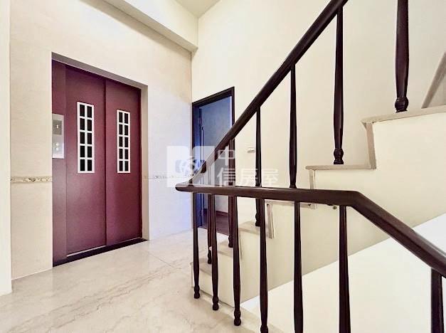 北屯日式大五房超稀有三車電梯美別墅房屋室內格局與周邊環境