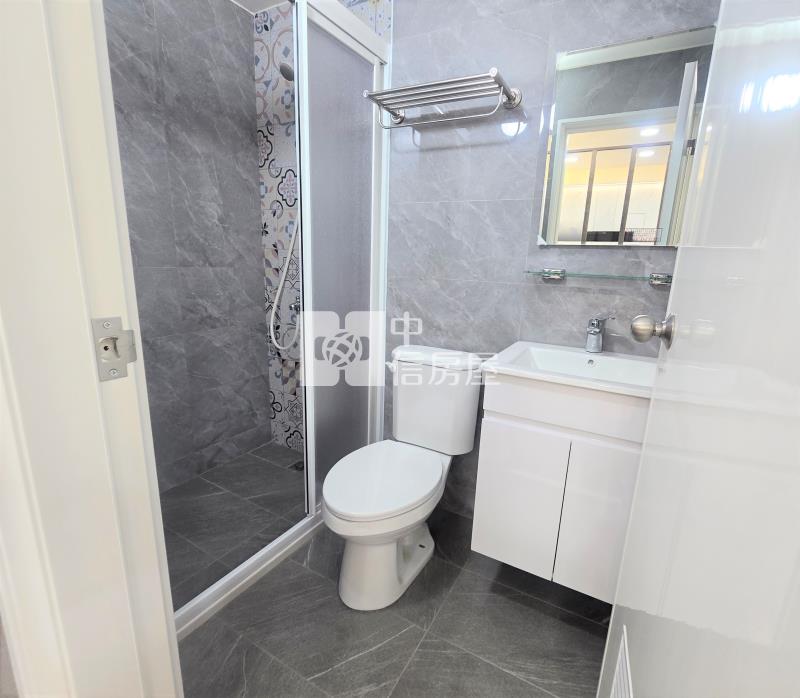 水湳經貿電梯收租透套房屋室內格局與周邊環境