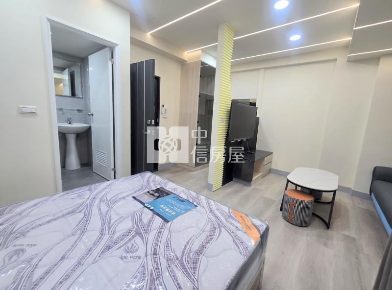 水湳經貿電梯收租透套房屋室內格局與周邊環境