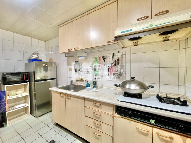 E03-海科館特區．優選9樓房屋室內格局與周邊環境