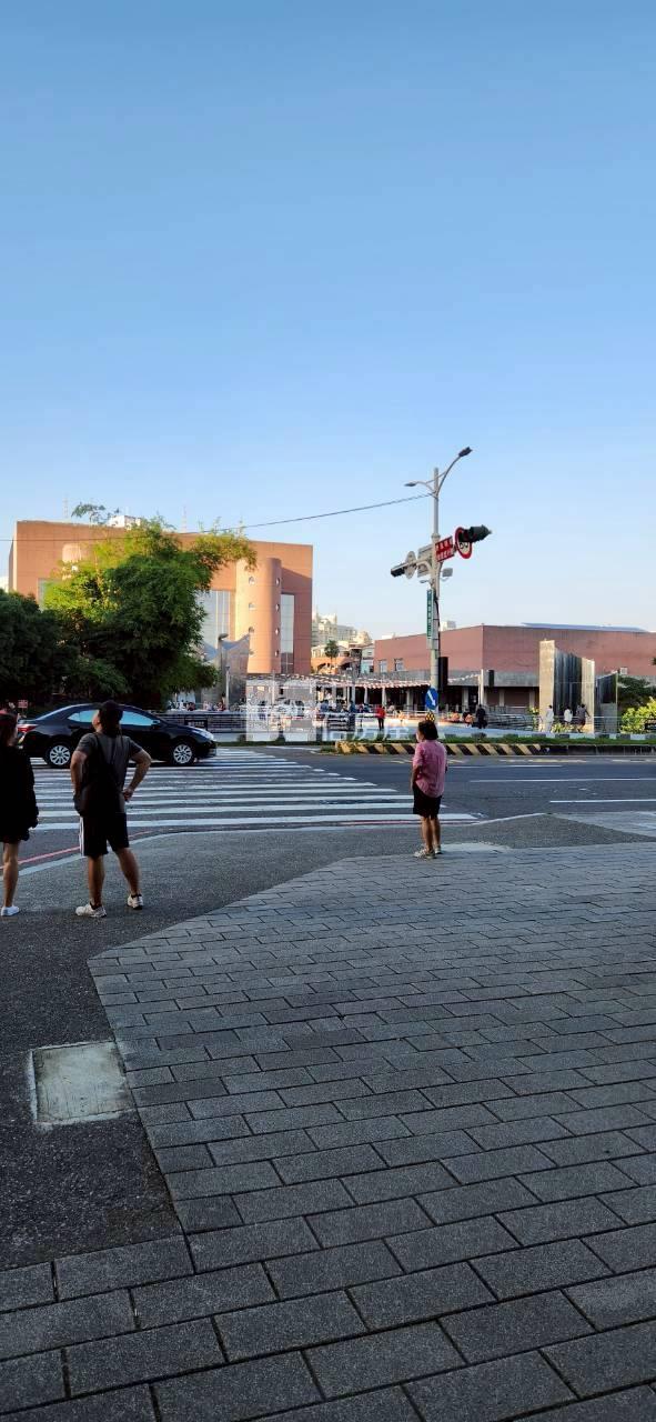 南台南巴克禮生活圈文青透天房屋室內格局與周邊環境