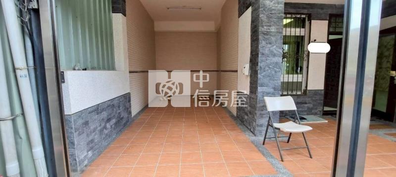 廣東商圈家樂福大面寬整新車墅房屋室內格局與周邊環境