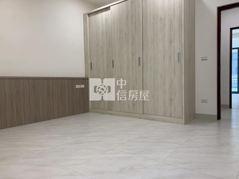 台南大學全棟整新美車墅房屋室內格局與周邊環境