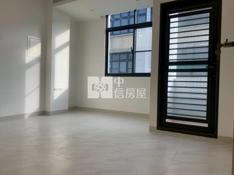 台南大學全棟整新美車墅房屋室內格局與周邊環境