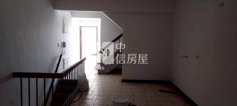 正體育園區五樓透店住房屋室內格局與周邊環境